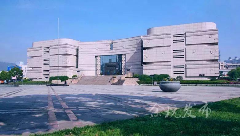 最新招聘資訊，小巷中的獨(dú)特風(fēng)味等你來探索！