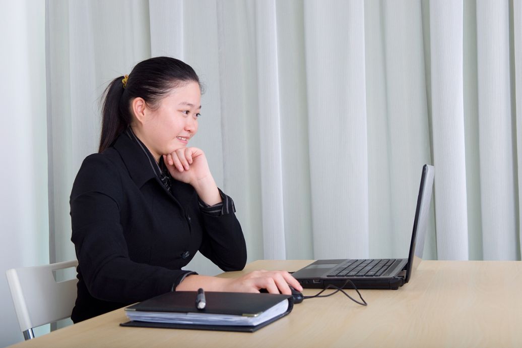 自主擇業(yè)軍官薪資調(diào)整動態(tài)，深度解析與巷弄特色小店探秘