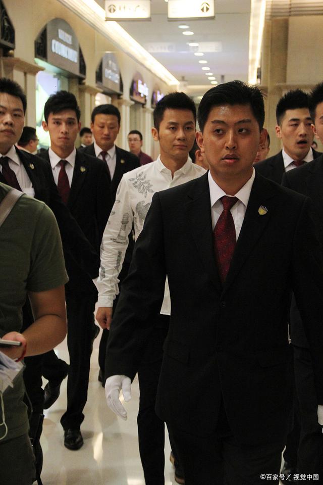 陳揚保鏢最新動態(tài)，守護安全的堅定力量