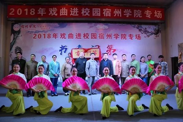 最新鄉(xiāng)村醫(yī)生形象展示,最新鄉(xiāng)村醫(yī)生形象展示