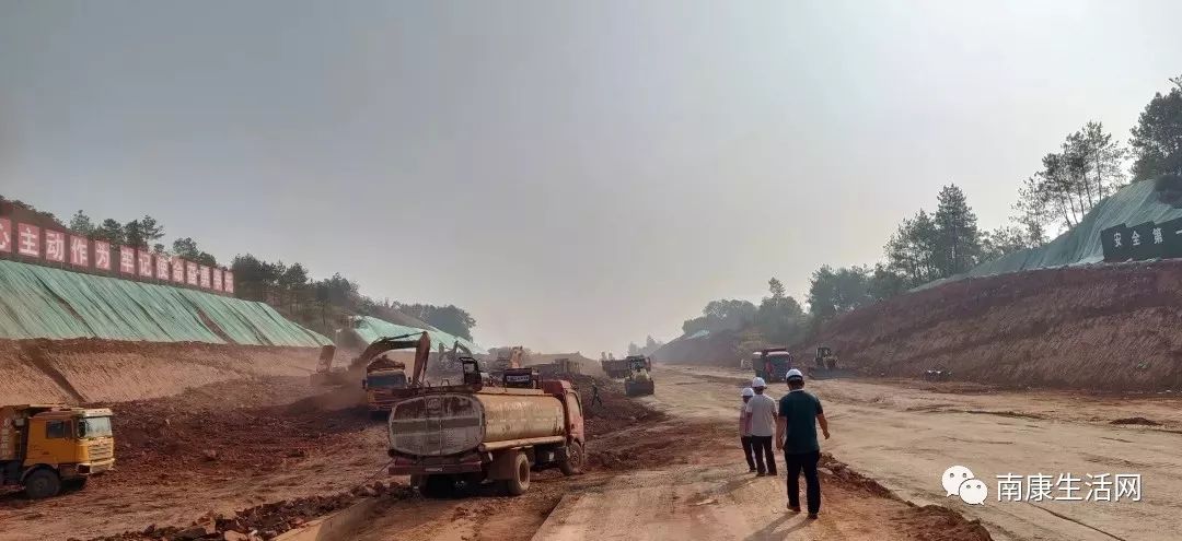 南康機(jī)場路建設(shè)新動(dòng)態(tài),南康機(jī)場路建設(shè)新動(dòng)態(tài)——引領(lǐng)城市發(fā)展的交通動(dòng)脈重塑