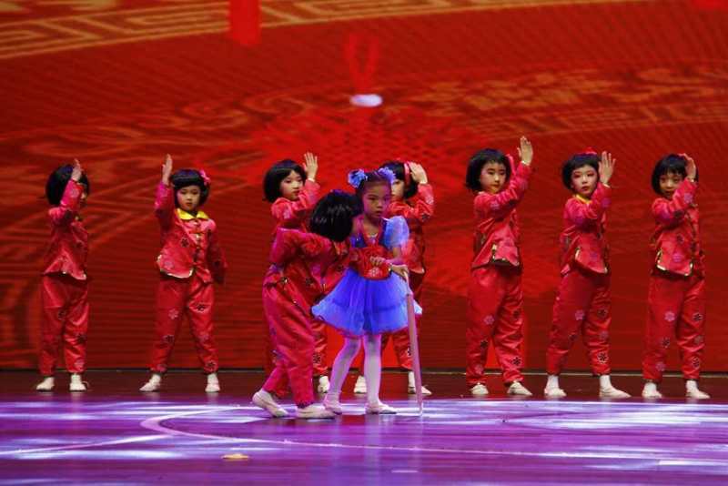 幼兒舞蹈小男孩精彩表演步驟詳解與指南