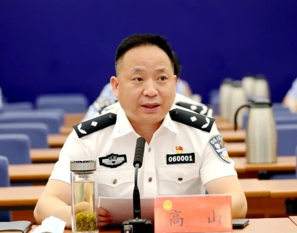 南通市公安局最新領(lǐng)導(dǎo)的角色定位與職責(zé)分析概述