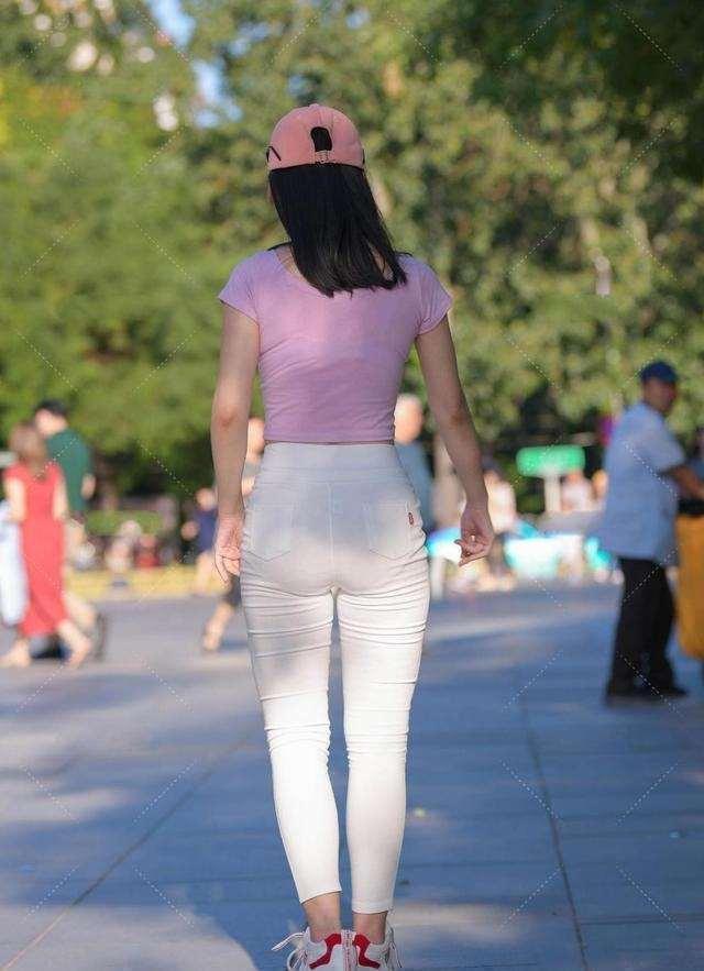 當代審美觀念重塑下的女性魅力與最新美女理論探討