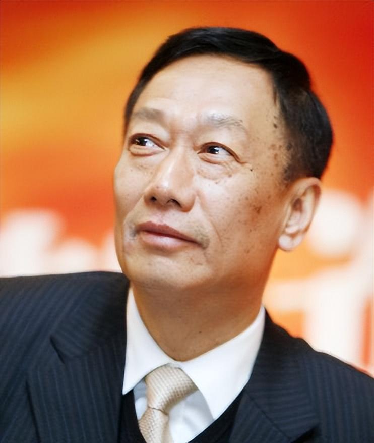 郭臺(tái)銘最新科技產(chǎn)品引領(lǐng)智能生活新篇章