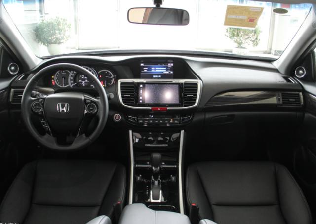 最新款銳志報(bào)價(jià)及圖片，家庭歡聚的理想購車選擇