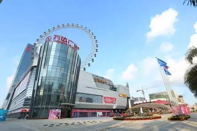 眉山萬達廣場最新動態(tài)，日常趣事與情感紐帶