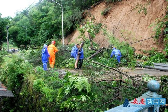 岳西縣最新車禍新聞報(bào)道