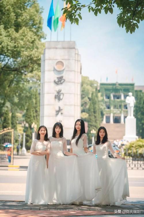 西南財(cái)經(jīng)大學(xué)最新校草，蛻變之路，自信成就夢(mèng)想之路